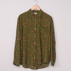Olive Button Up with Dancing Dutch Women print